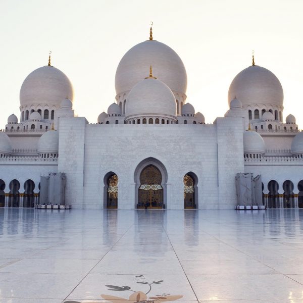 Sheikh-Zayed-Mosque-picture