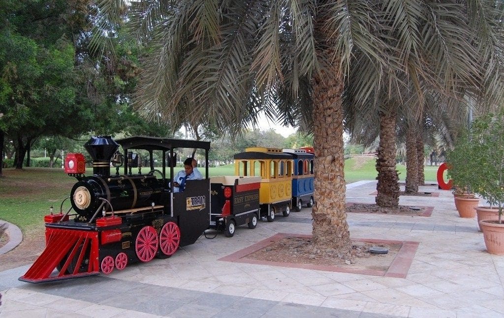 Train-Ride-in-aDubai-Creek-Park