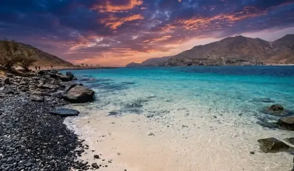 khorfakkan-beach